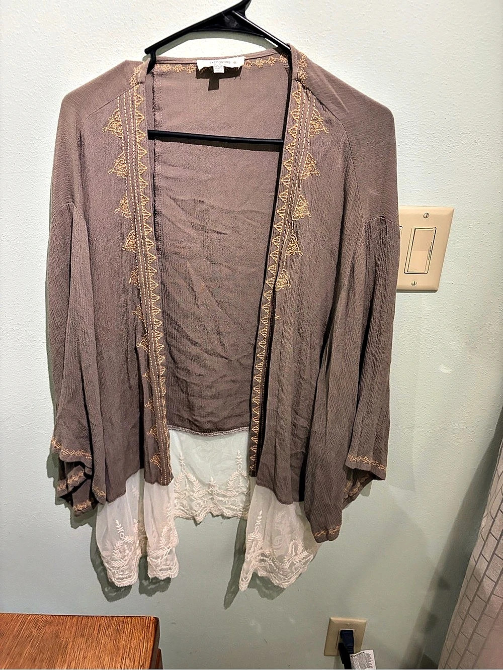 Umgee Open Front Lace Hem Embroidered Cardigan Brown & White 1X/2X